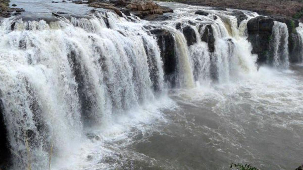 Bogatha Waterfalls