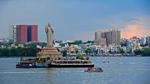 Tank Bund Budha